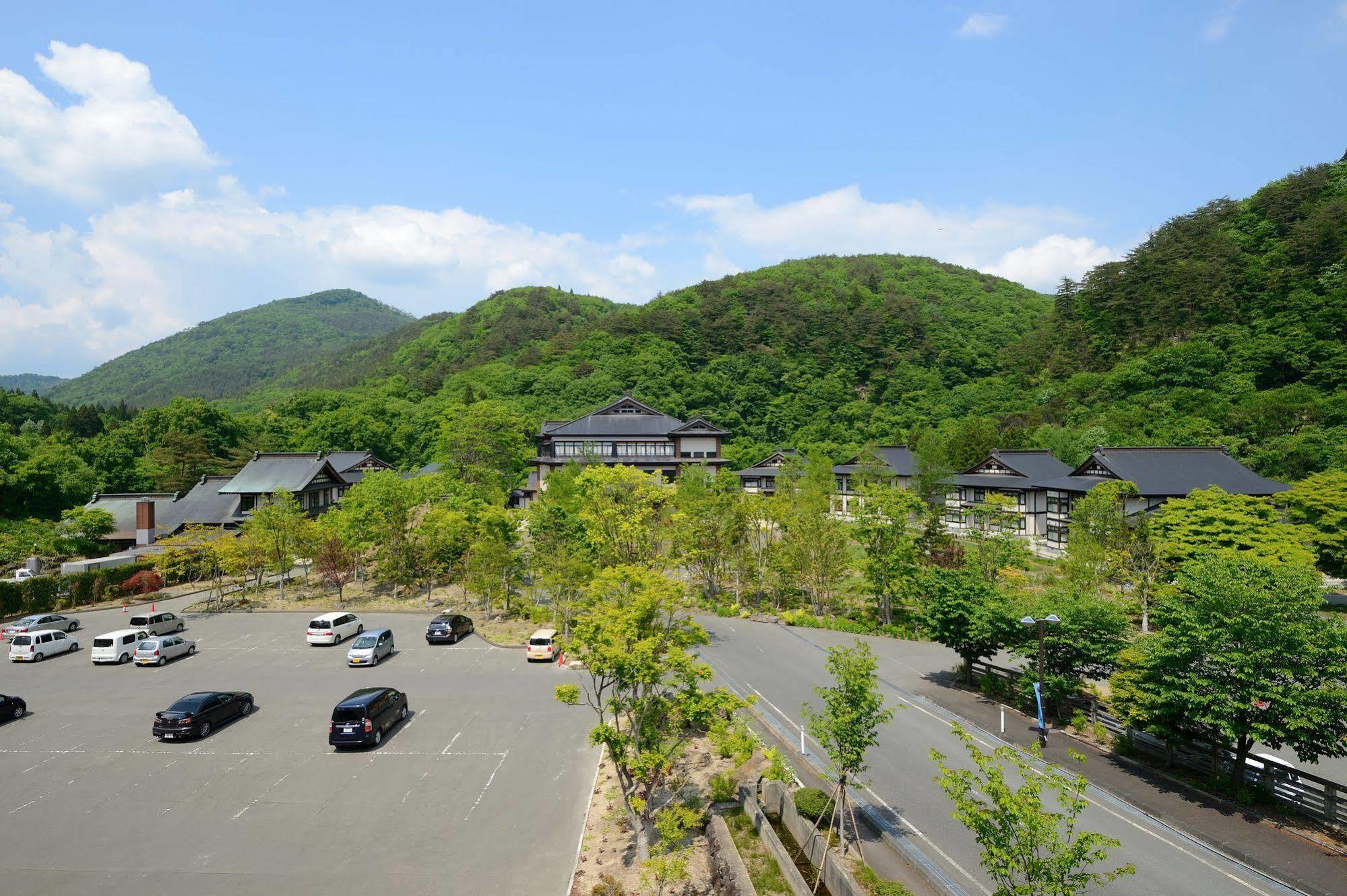 ยูกะเอง เรียวกัง ฮานามากิ ภายนอก รูปภาพ